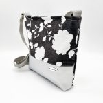 Lovely Női Oldaltáska (Fehér virágos)